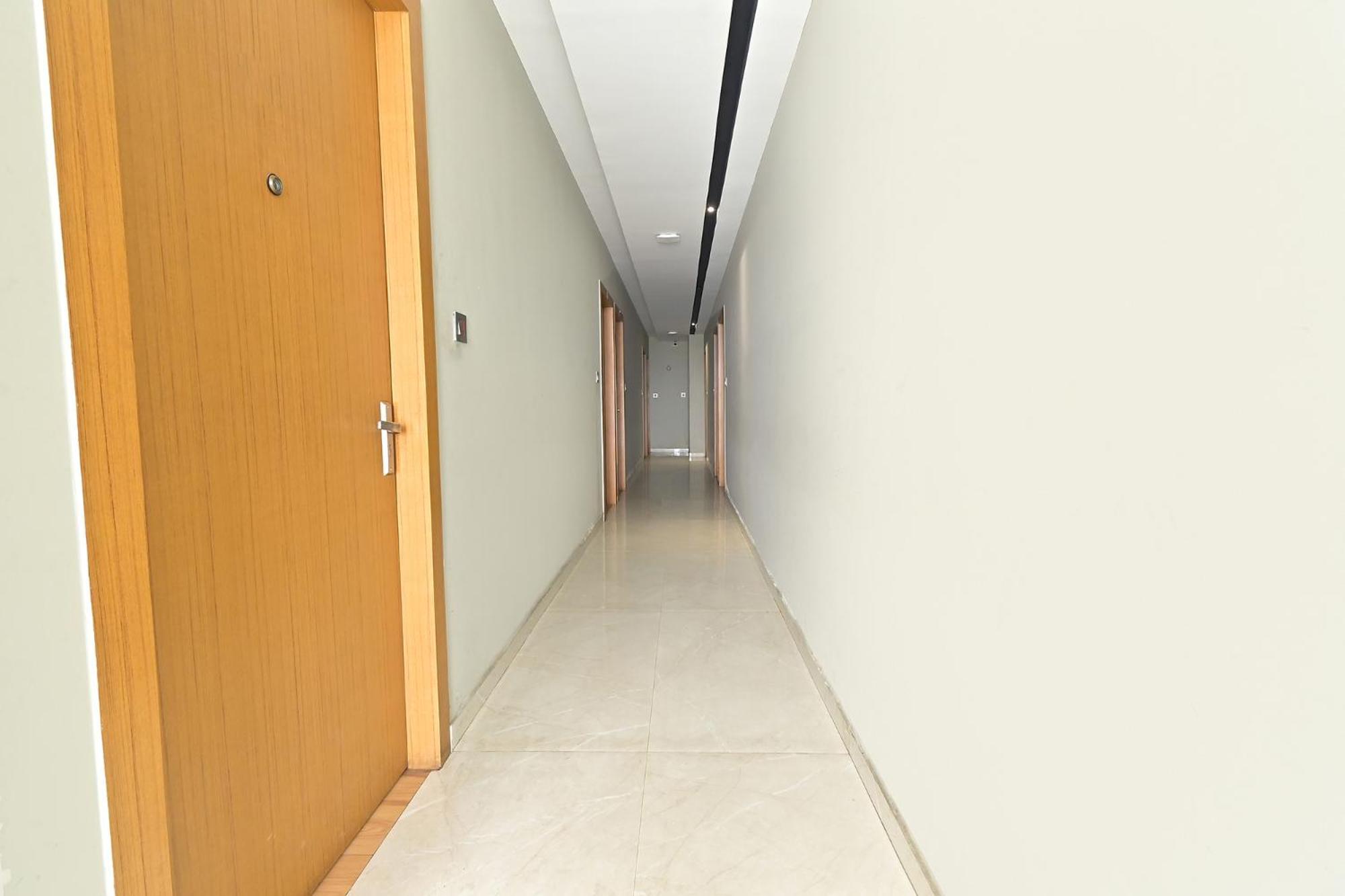 Fabhotel Penthouse - A K Dev Road Guwahati Exterior foto